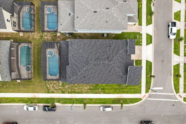 Image No.60-9 Bed Property for sale