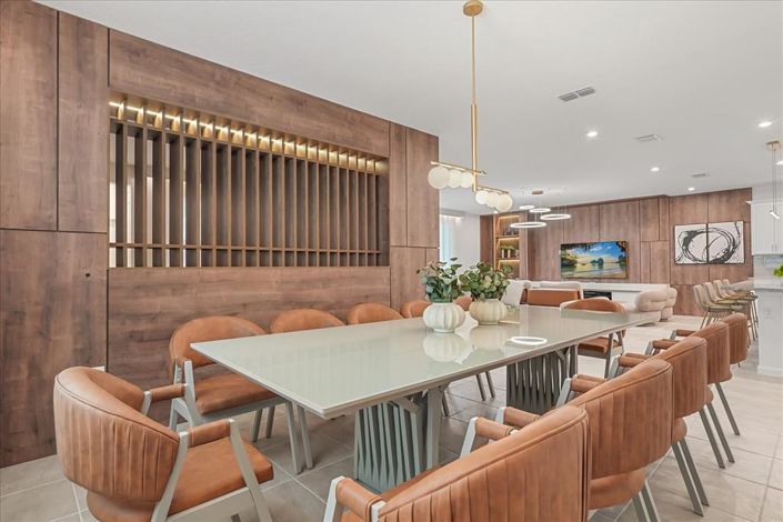 Image No.9-9 Bed Property for sale