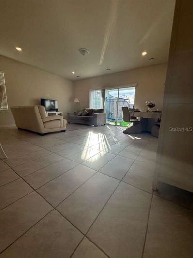 Image No.10-3 Bed Townhouse for sale