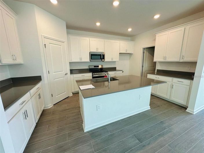 Image No.5-Propriété de 4 chambres à vendre à Clermont