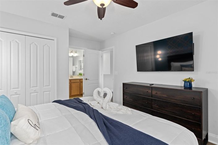 Image No.41-6 Bed Property for sale