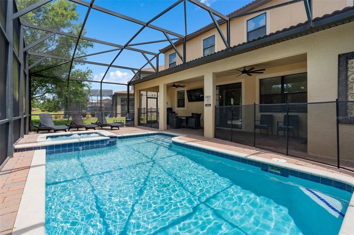 Image No.45-6 Bed Property for sale