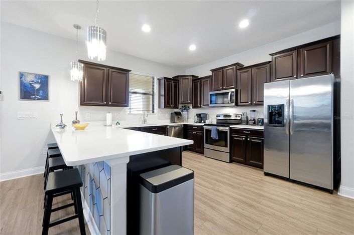 Image No.8-6 Bed Property for sale