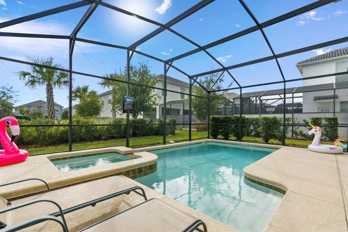 Image No.2-6 Bed Property for sale