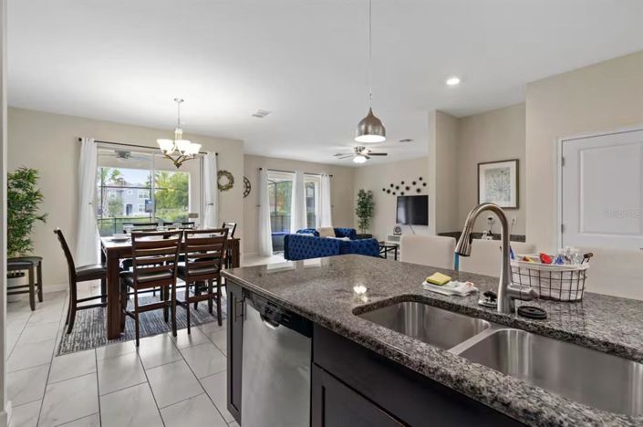 Image No.21-6 Bed Property for sale