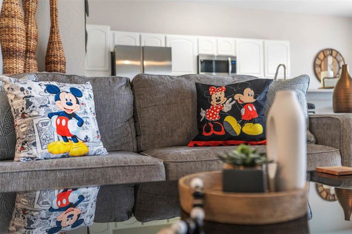 Image No.10-4 Bed Property for sale