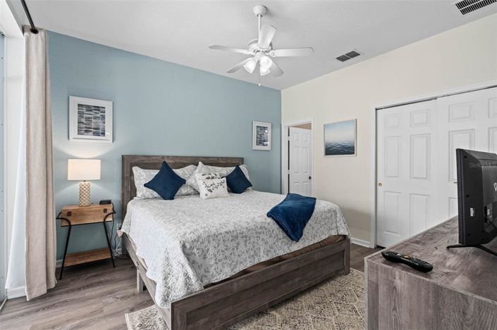 Image No.17-4 Bed Property for sale