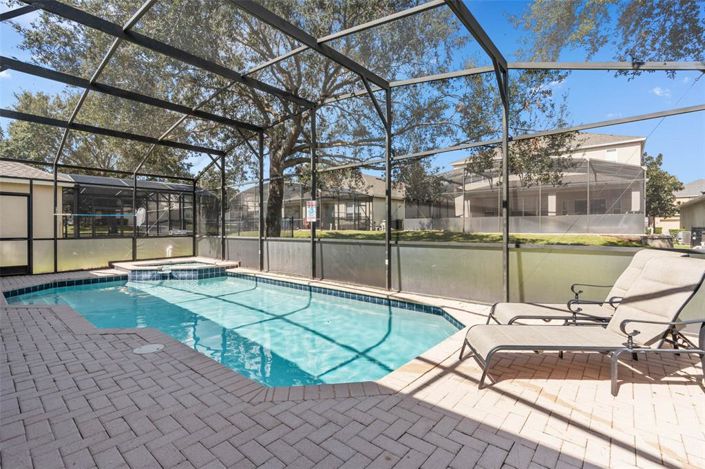 Image No.37-4 Bed Property for sale