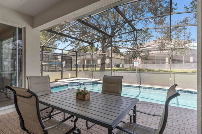 Image No.40-4 Bed Property for sale