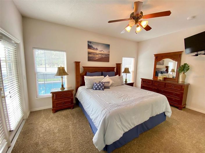 Image No.15-7 Bed Property for sale