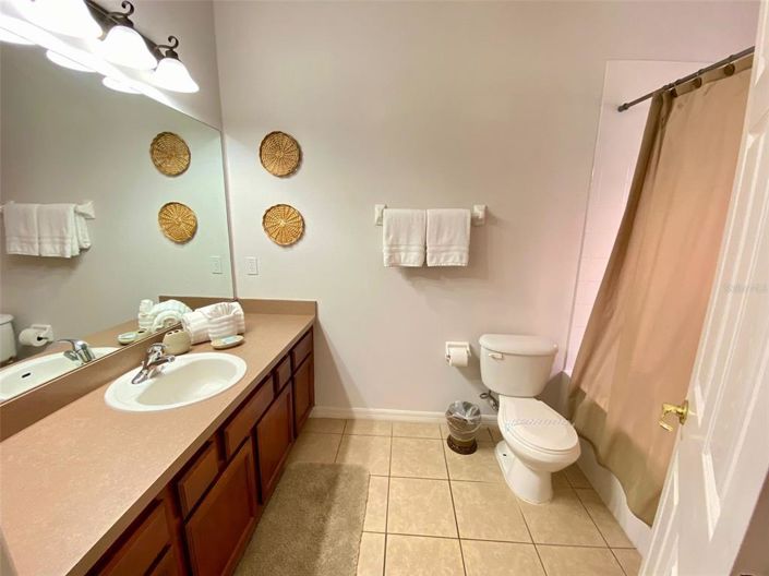 Image No.21-7 Bed Property for sale