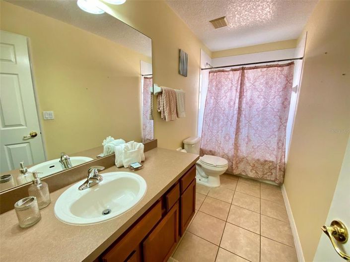 Image No.29-7 Bed Property for sale