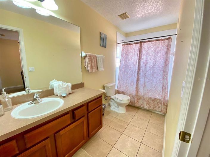 Image No.30-7 Bed Property for sale