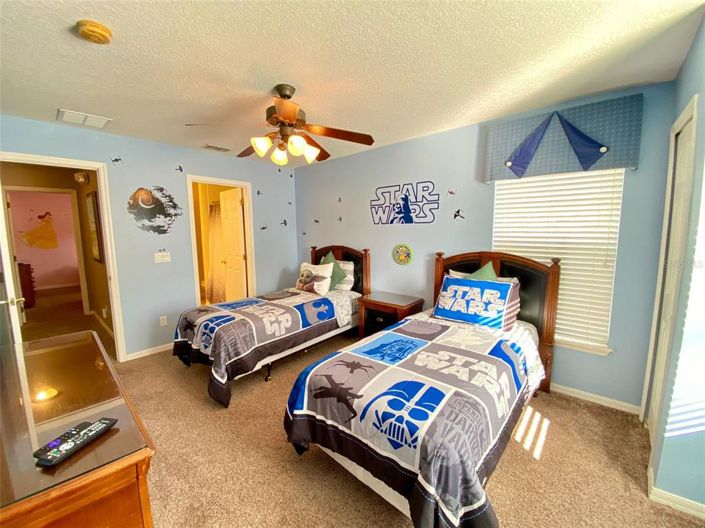 Image No.42-7 Bed Property for sale