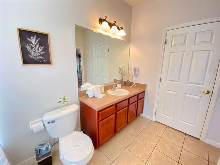 Image No.43-7 Bed Property for sale