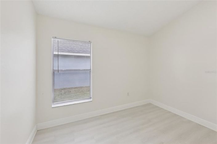 Image No.22-4 Bed Property for sale