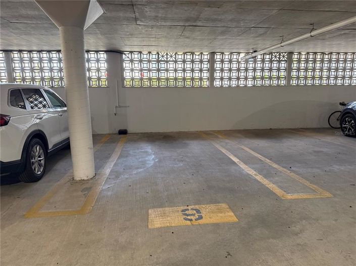 Image No.32-Propriété de 2 chambres à vendre à Floride