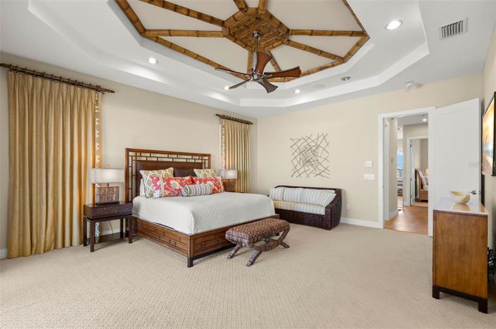 Image No.22-4 Bed Property for sale