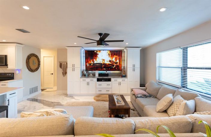 Image No.2-3 Bed Property for sale