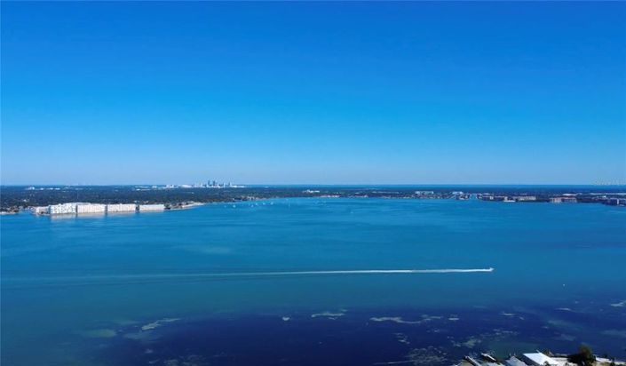 Image No.20-3 Bed Property for sale