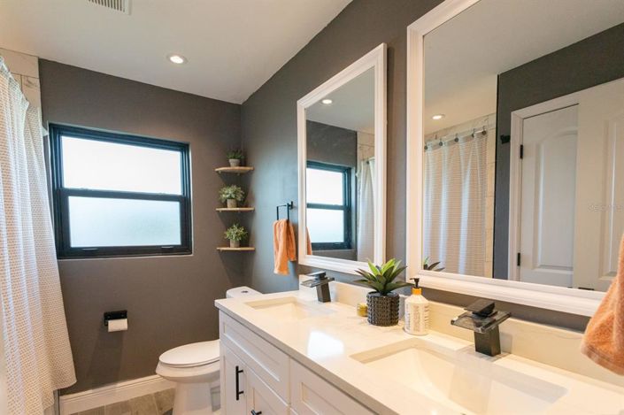 Image No.7-3 Bed Property for sale