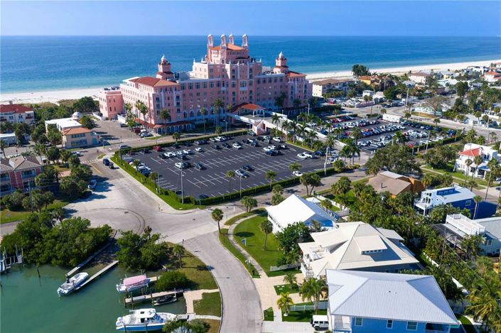 Image No.47-4 Bed Property for sale