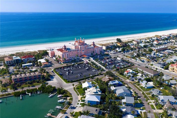 Image No.51-4 Bed Property for sale