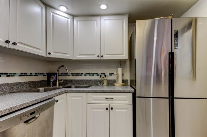 Image No.6-1 Bed Property for sale