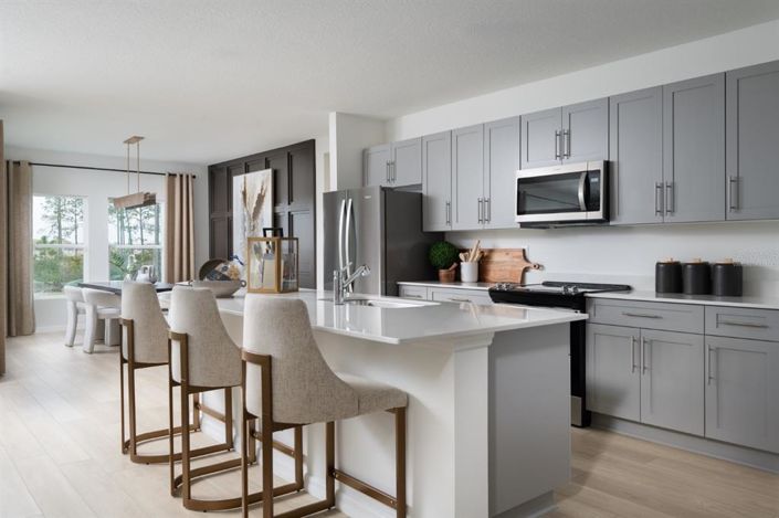 Image No.2-5 Bed Property for sale