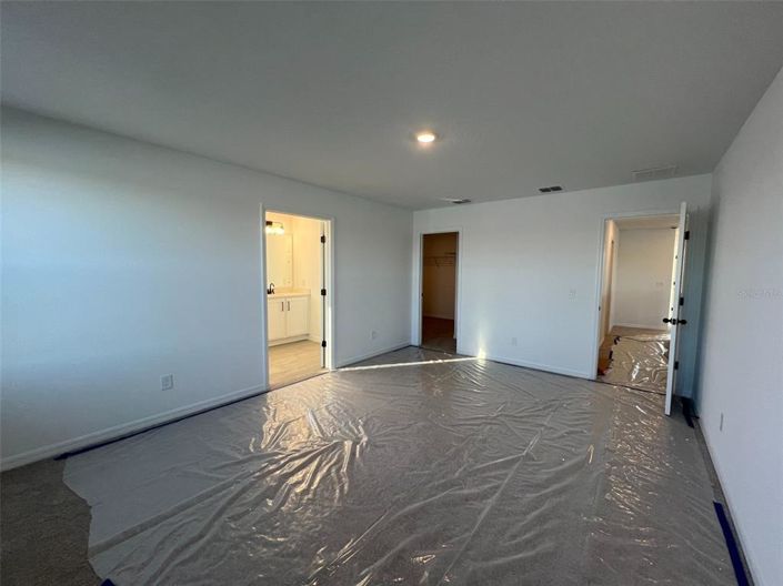 Image No.29-3 Bed Property for sale