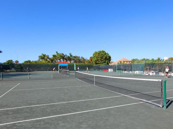 Image No.47-3 Bed Property for sale