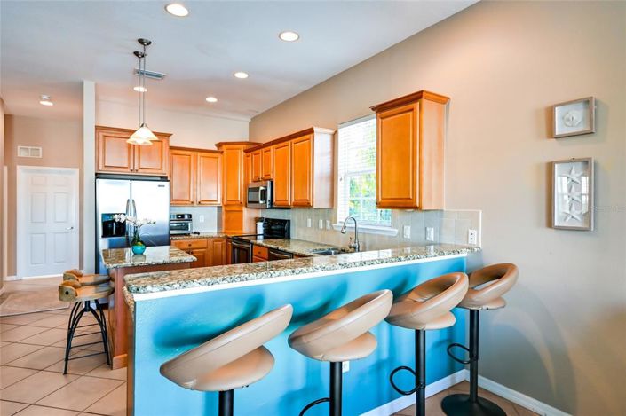 Image No.13-3 Bed Property for sale