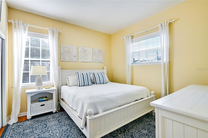 Image No.24-3 Bed Property for sale