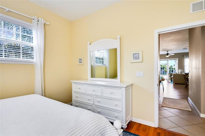 Image No.25-3 Bed Property for sale