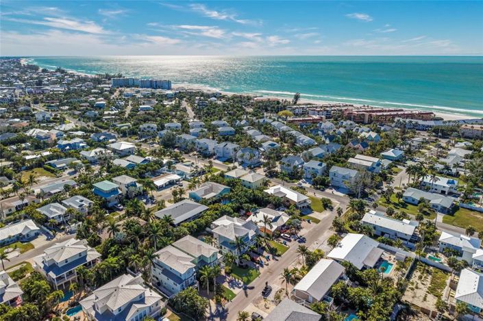 Image No.43-3 Bed Property for sale