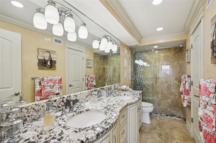 Image No.21-Propriété de 2 chambres à vendre à Sarasota