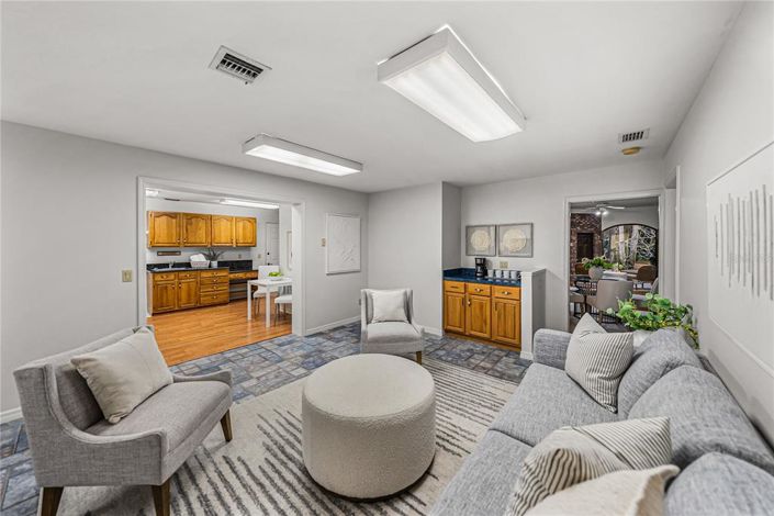 Image No.32-4 Bed Property for sale