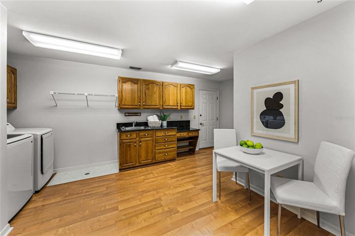 Image No.37-4 Bed Property for sale