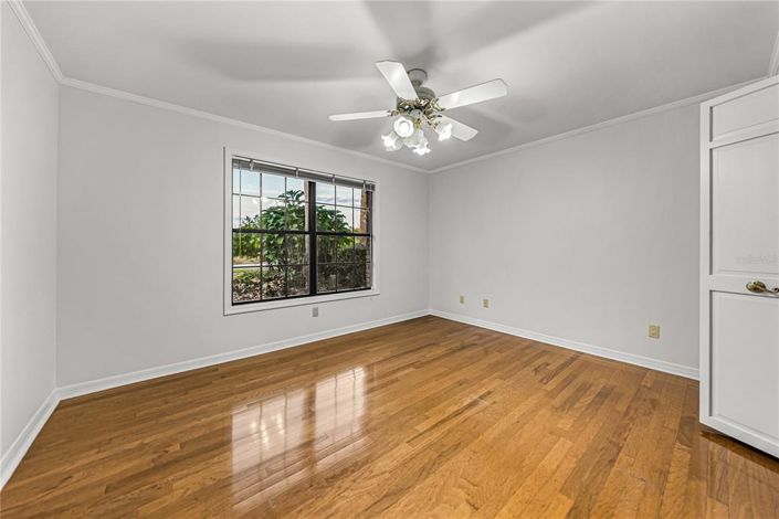 Image No.43-4 Bed Property for sale