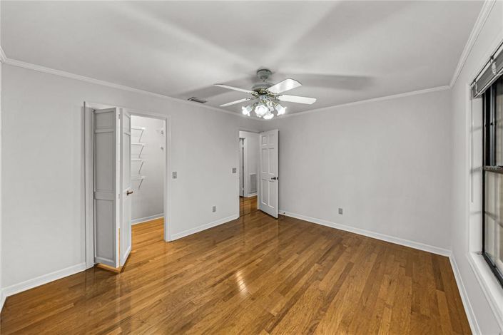 Image No.44-4 Bed Property for sale