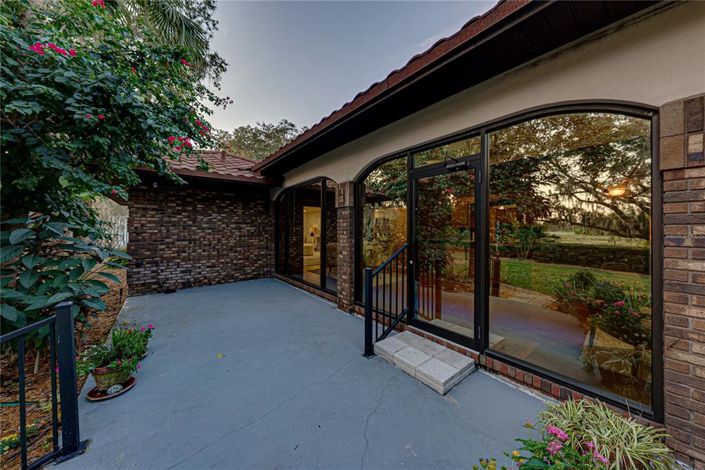 Image No.51-4 Bed Property for sale