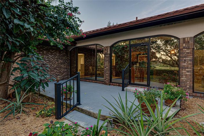 Image No.52-4 Bed Property for sale