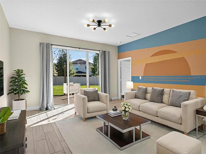 Image No.10-3 Bed Property for sale