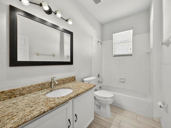 Image No.26-3 Bed Property for sale