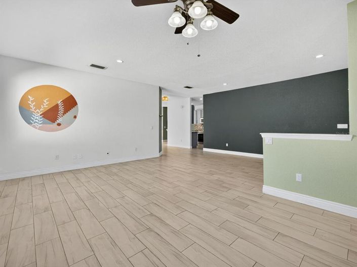 Image No.9-3 Bed Property for sale