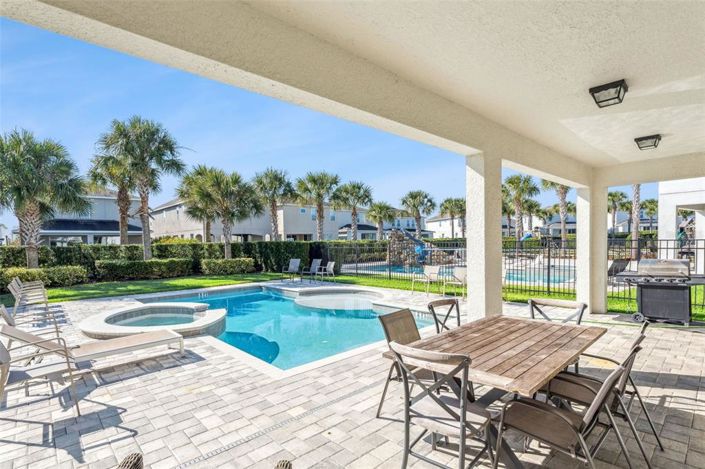 Image No.37-6 Bed Property for sale