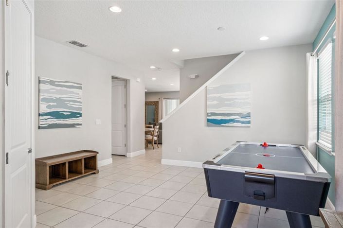 Image No.4-6 Bed Property for sale