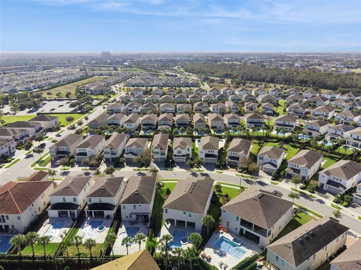 Image No.48-6 Bed Property for sale