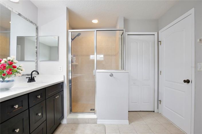 Image No.21-5 Bed Property for sale