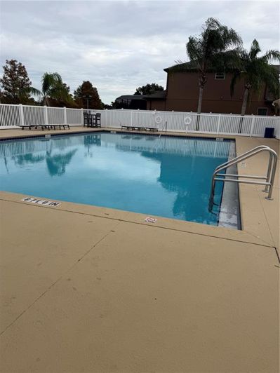 Image No.37-5 Bed Property for sale